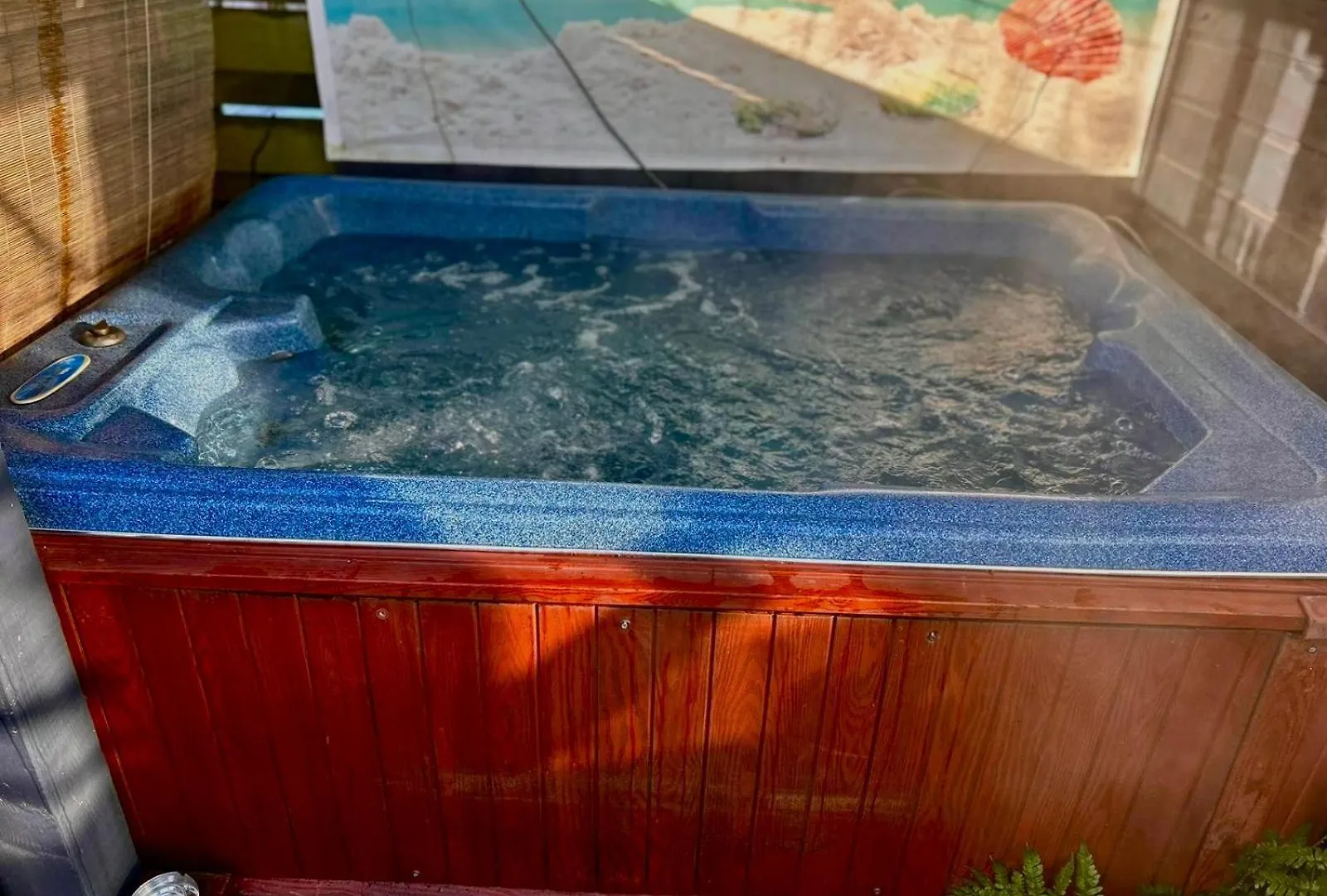 Holiday home Caribbean Style Beach House With Jacuzzi & Private Garden Near Amsterdam