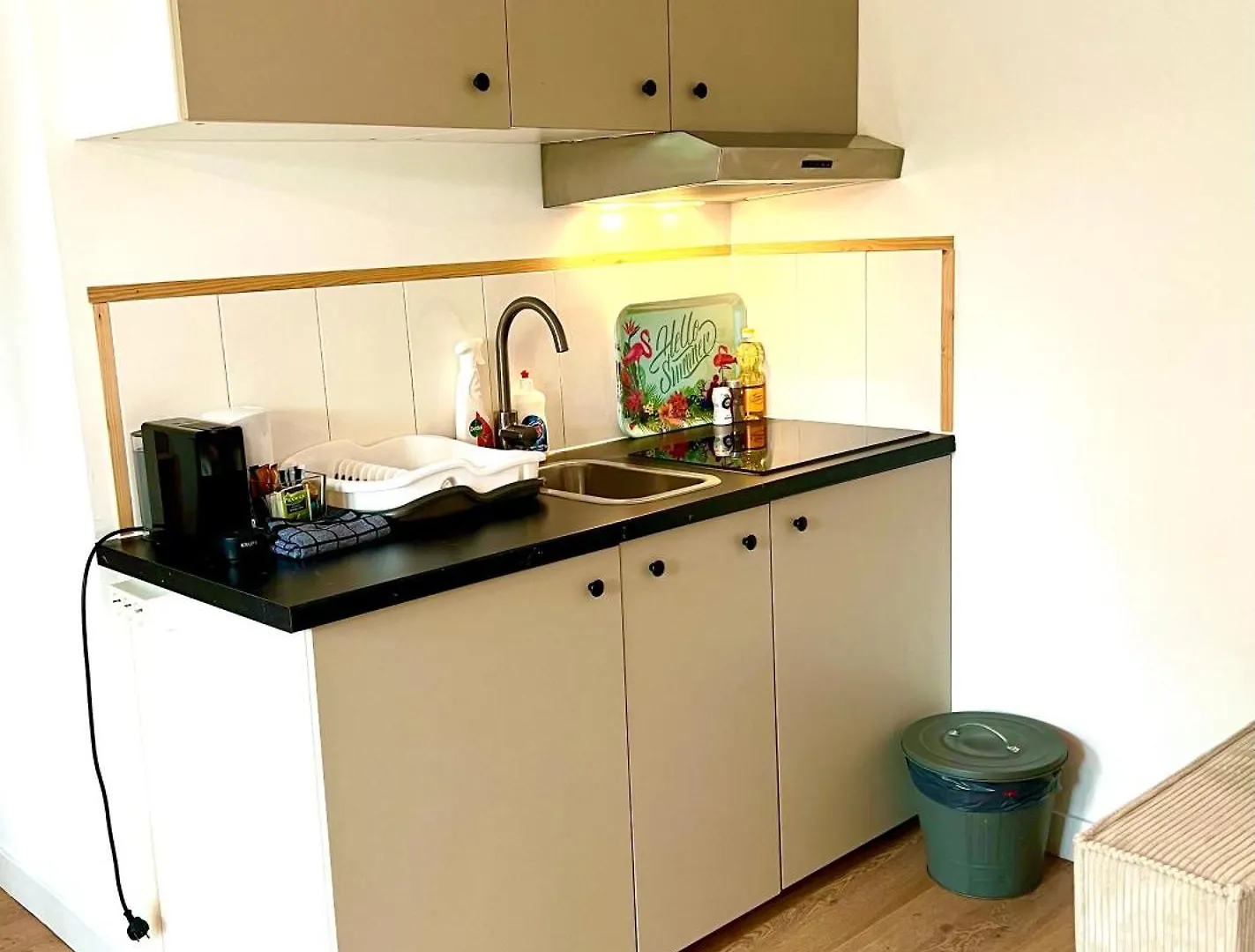 Holiday home Caribbean Style Beach House With Jacuzzi & Private Garden Near Amsterdam