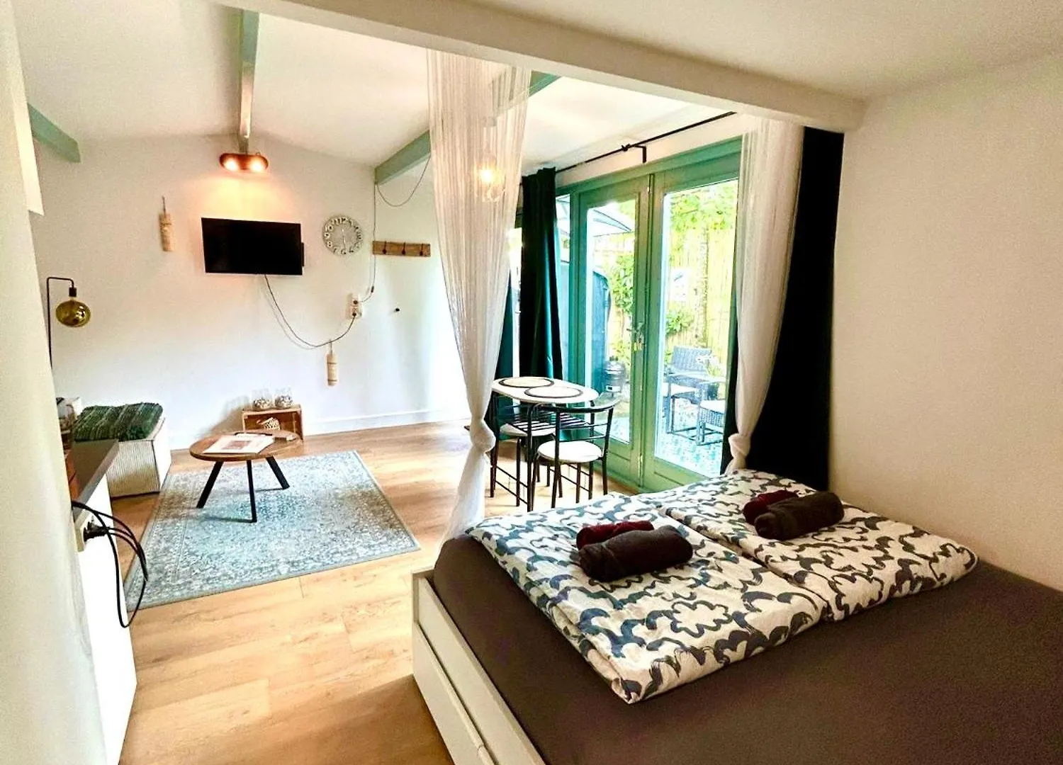 Holiday home Cozy Cottage With Jacuzzi & Private Garden Near Amsterdam Vijfhuizen