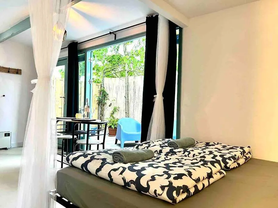 Caribbean Style Beach House With Jacuzzi & Private Garden Near Amsterdam Netherlands