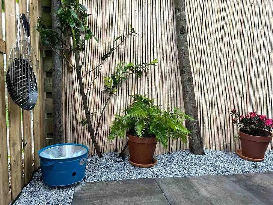 Cozy Cottage With Jacuzzi & Private Garden Near Amsterdam Vijfhuizen Prázdninový dům